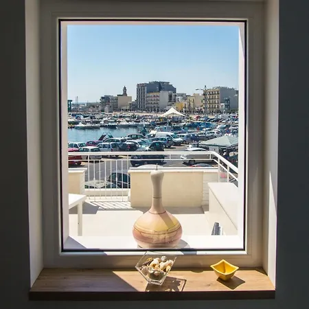 Le Terrazze مولا دي باري